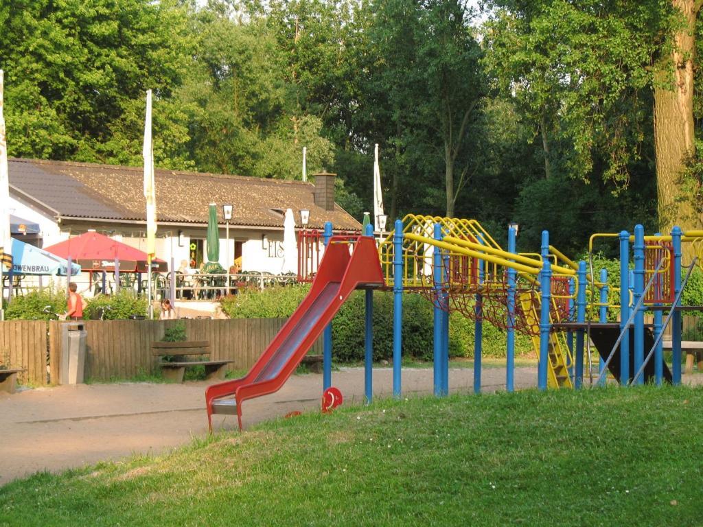 Rhein River Guesthouse - Direkt Am Rhein Leverkusen Luaran gambar