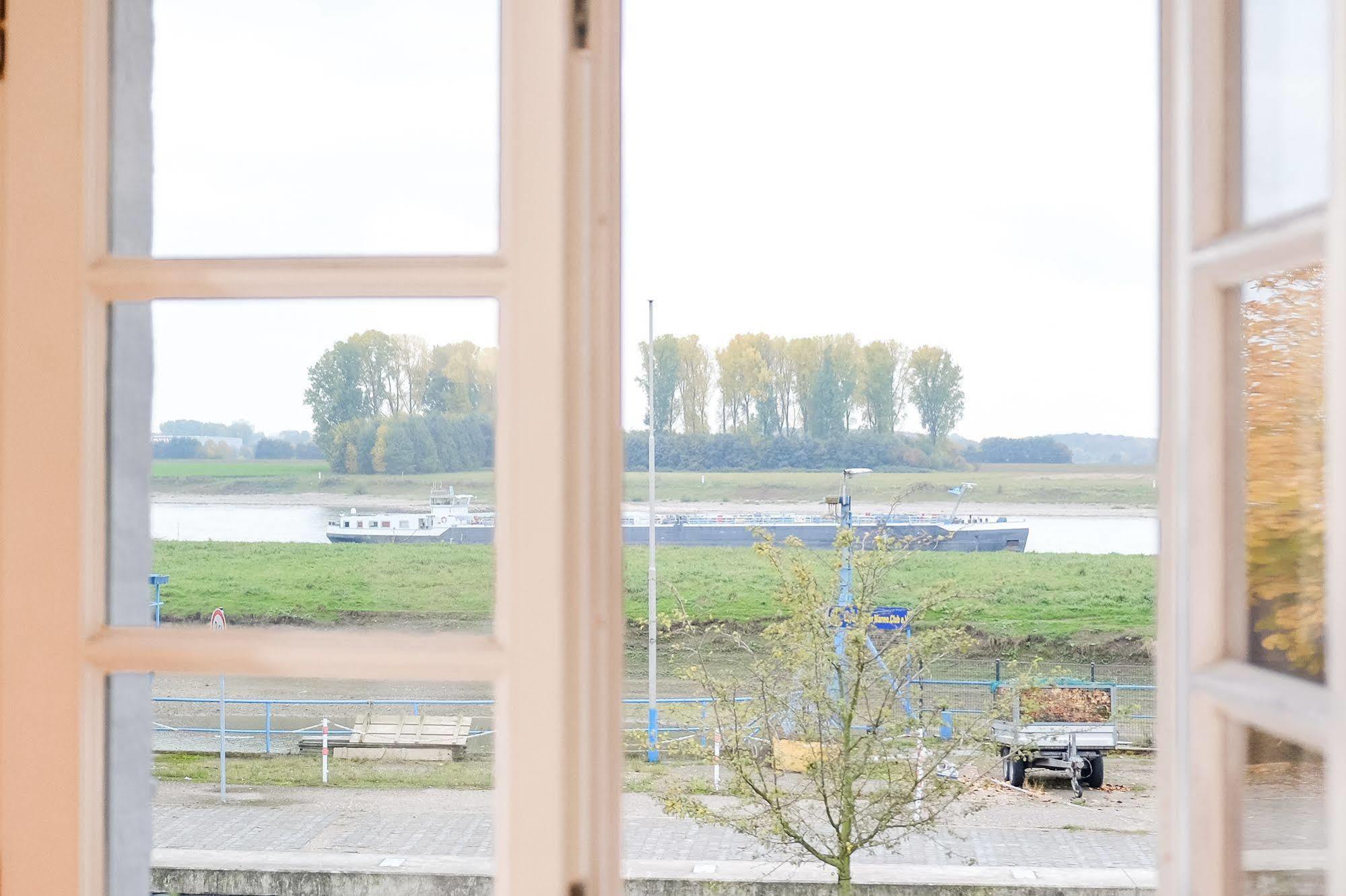 Rhein River Guesthouse - Direkt Am Rhein Leverkusen Luaran gambar